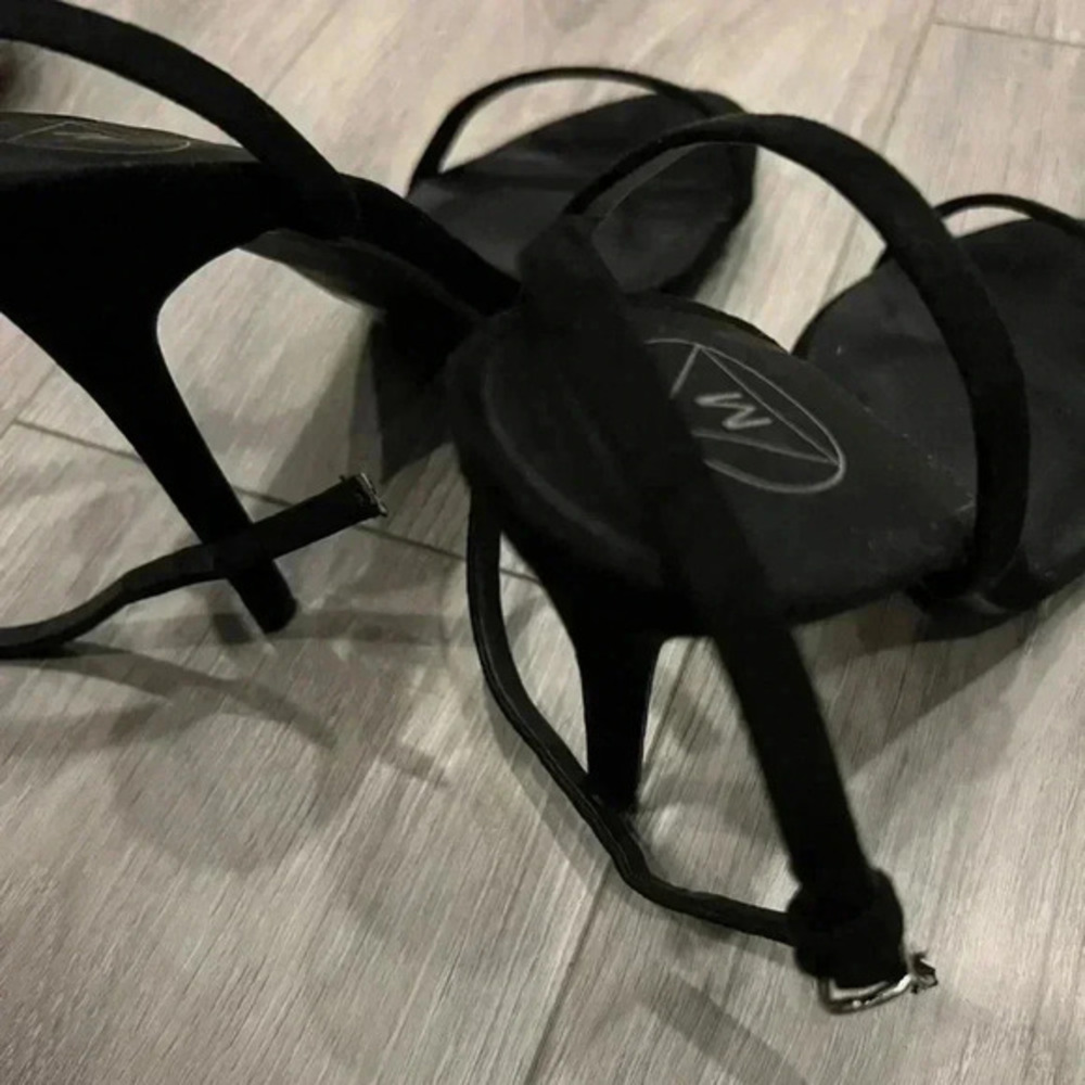 Misguided Black Sandal Heel​​​​​​​​​​​​​